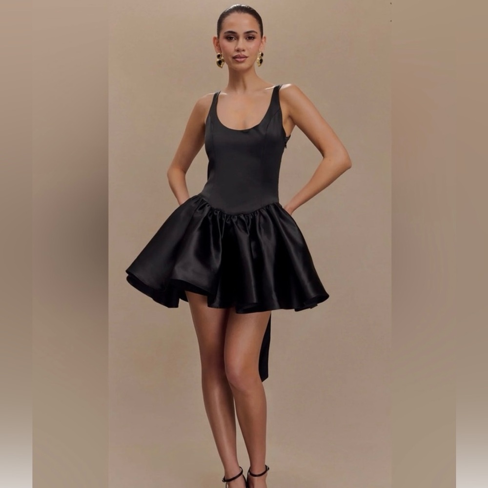 NWT MESHKI FELICIA SATIN MINI DRESS WITH BOW
